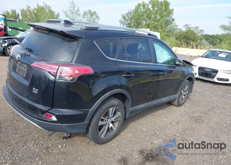 2018 Toyota Rav4 Xle из США, поврежденный, VIN 2T3RFREV7JW795902